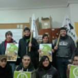Solidaritat dels Joves d'Urnieta ( Euskal Herria ) amb els Bastoners Solidaris de la Vila de Gràcia.
